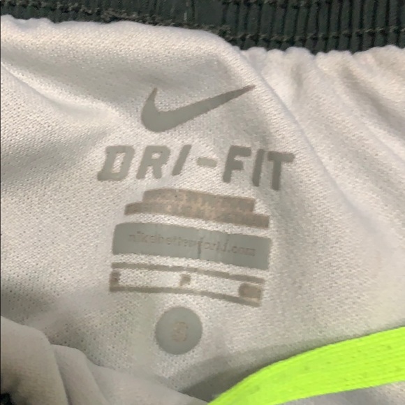 Nike shorts - Picture 5 of 5